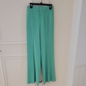 Elegant Green Women's Pants
